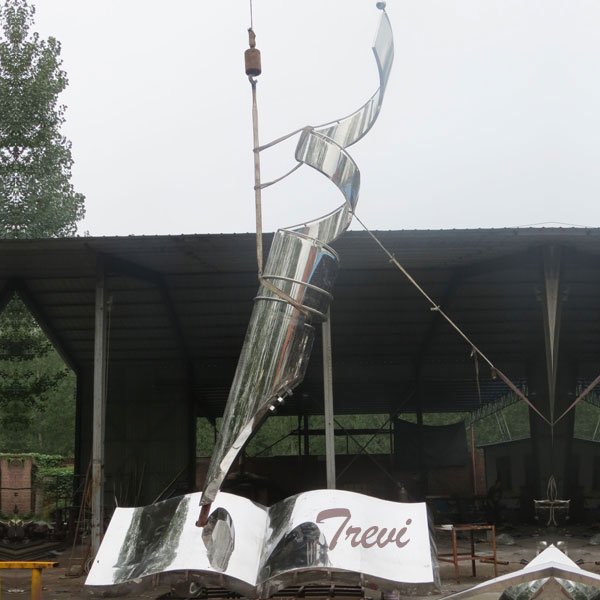 abstract high polished steel sculptures for backyard Saudi Arabia
