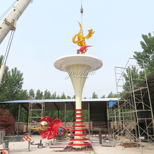 contemporary high polished metal sculpture for Saudi Arabia ...